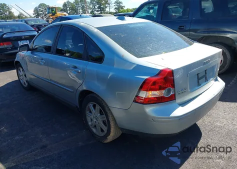 2007 Volvo S40 2.4I from USA, damaged, VIN YV1MS382172296495